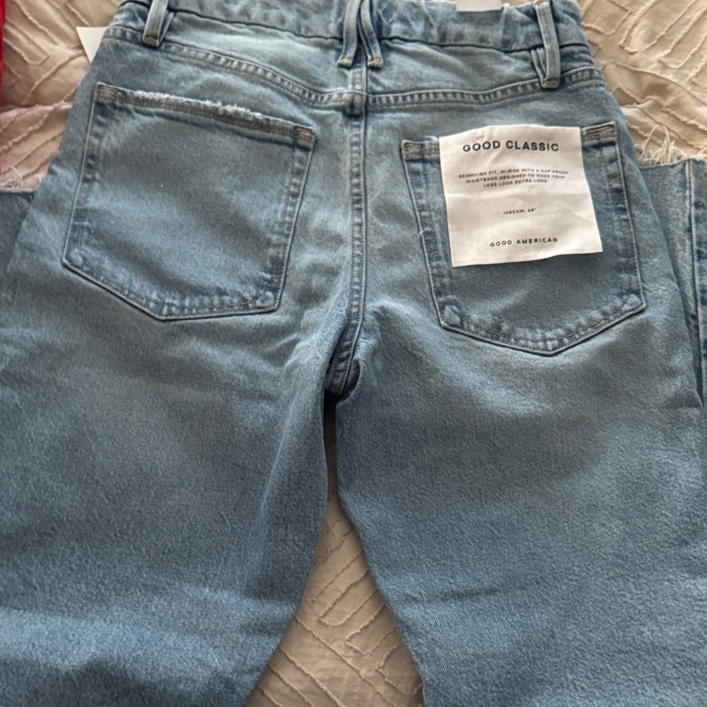 Good American Good Classic skinny straight jean - Picture 2 of 4